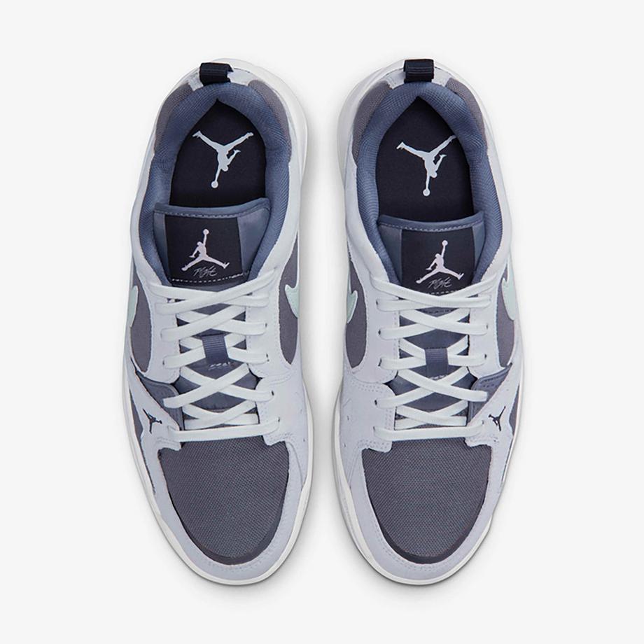 NIKE Jordan Cmft Era Low Top Basketballschuhe  