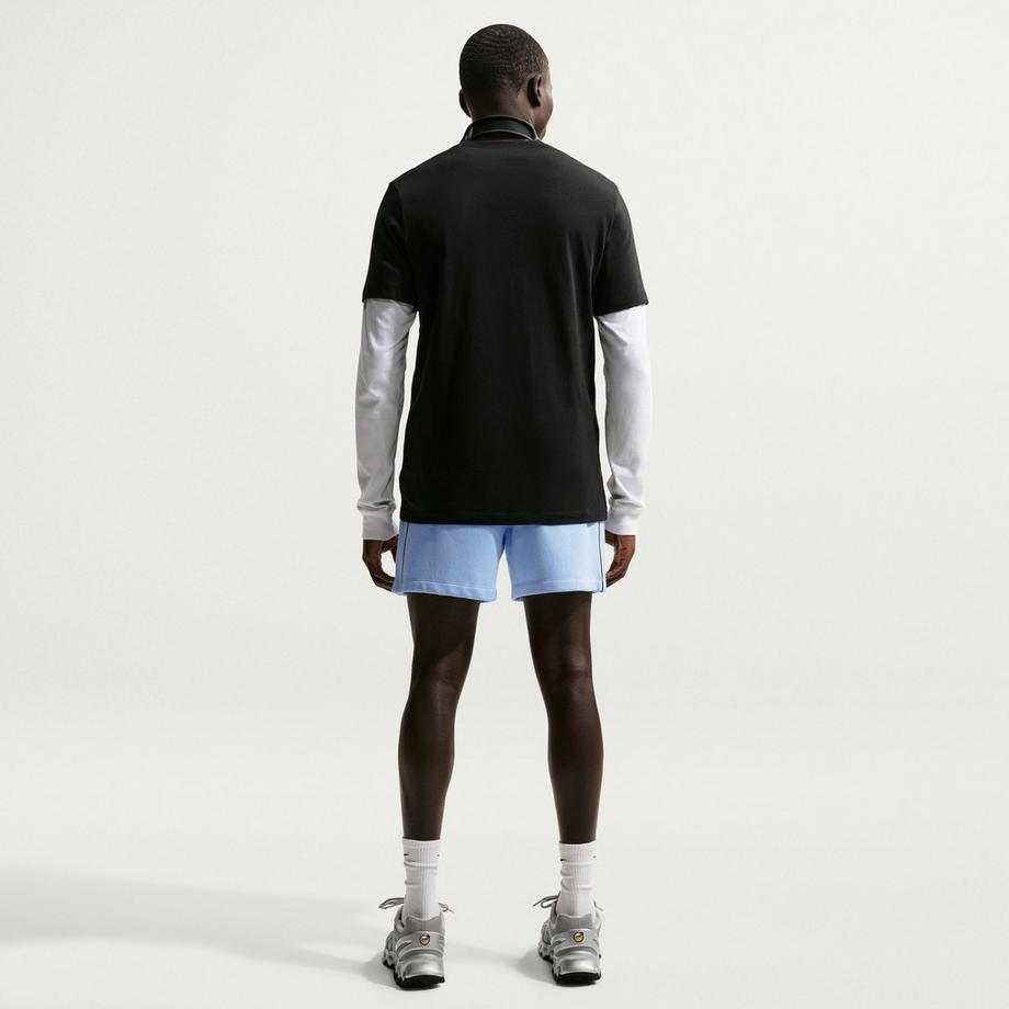 NIKE  Shorts 