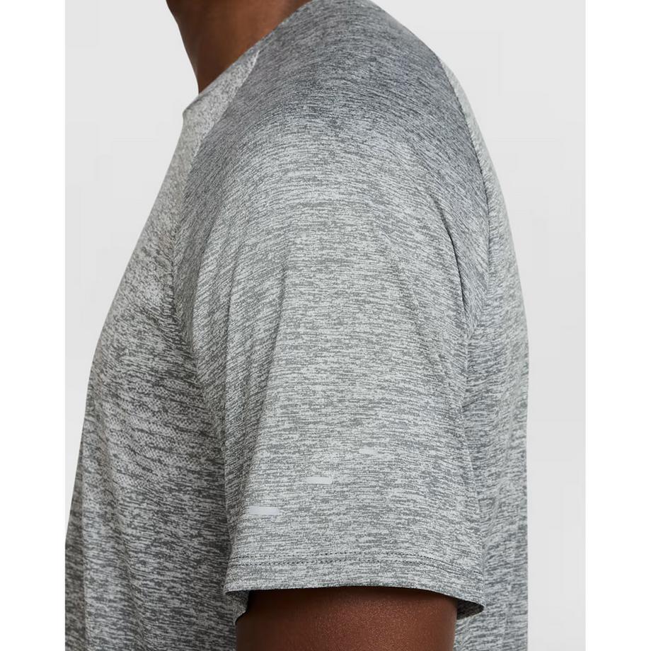 NIKE NIKE CLUB T-shirt, col rond, manches courtes 