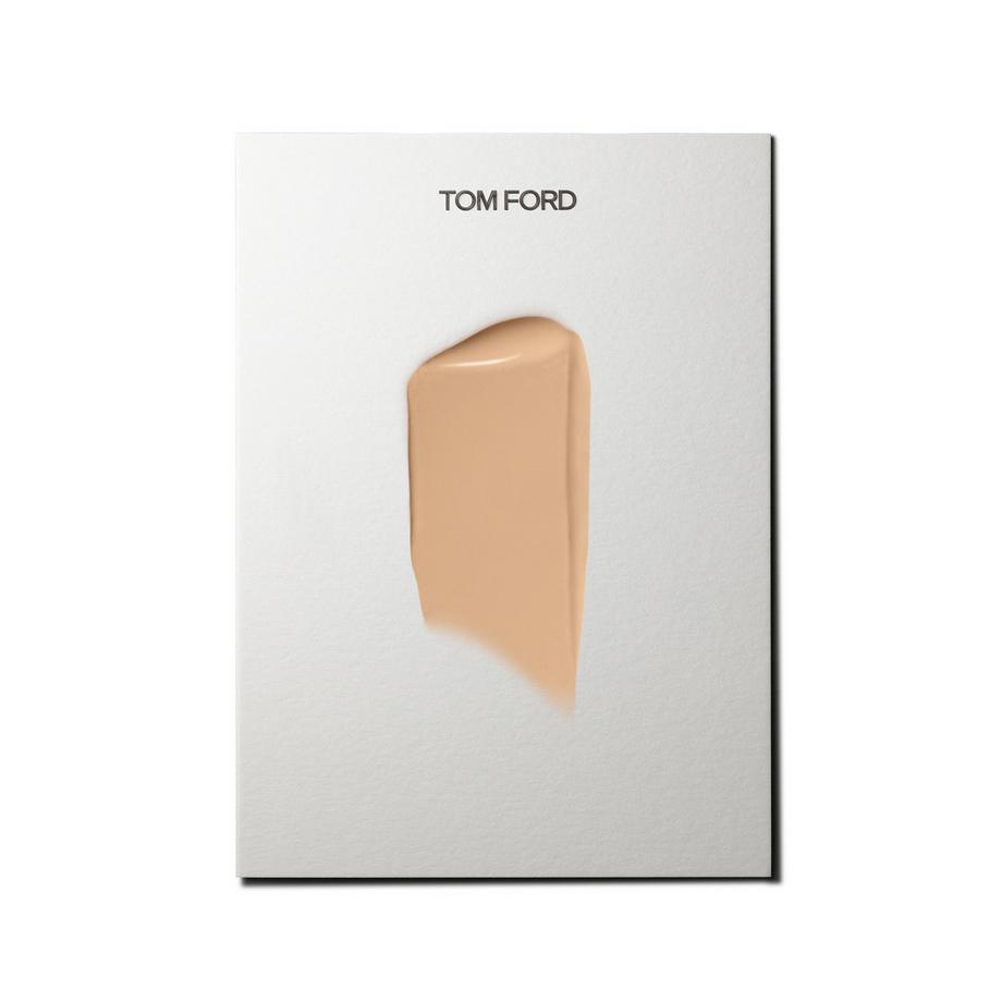 TOM FORD  Architecture Radiance Hydrating Foundation 