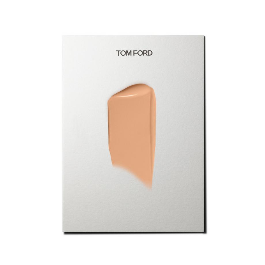 TOM FORD  Architecture Radiance Hydrating Foundation 