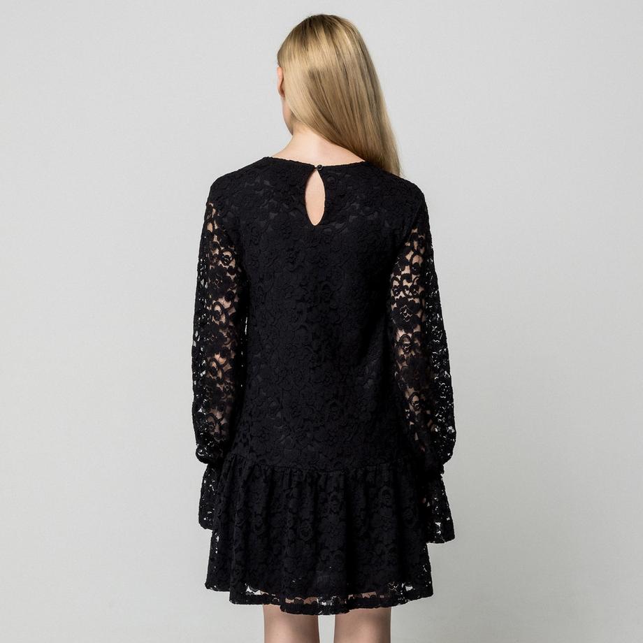 Gina Tricot Robe Courte Manches Longues en Dentelle  