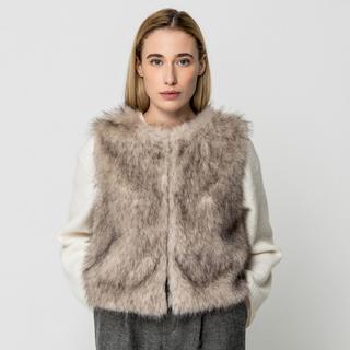 Gina Tricot Giacca in pelliccia sintetica  