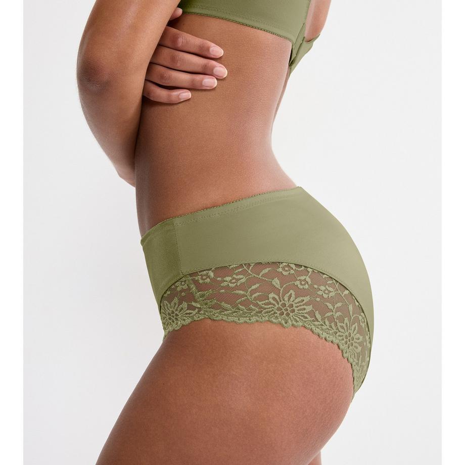 Triumph Slip Maxi avec Inserts en Dentelle  