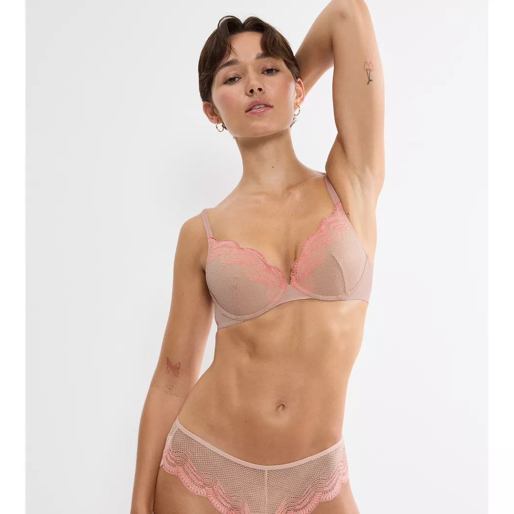 Push-up-BH TRIUMPH "Comfort Glam WHU", Damen, Gr. 80, Cup D, desert sand, Spitze, Obermaterial: 46% Polyester, 41% Polyamid, 13% Elasthan, BHs Push-up-BH, Comfort Wire