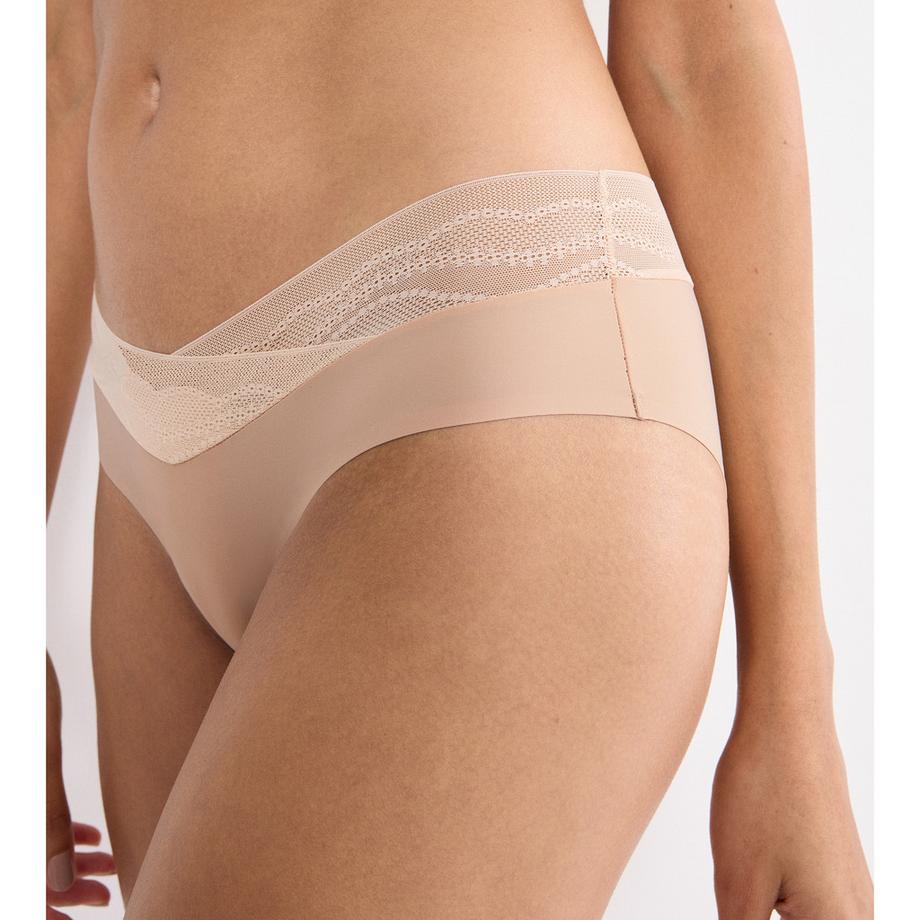 Triumph Breathe & Lift Smart Shorty  
