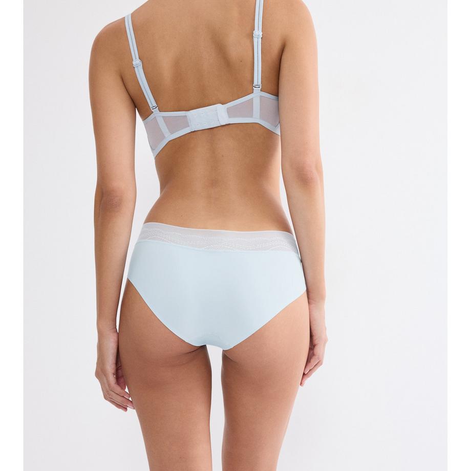 Triumph Breathe & Lift Smart Shorty  