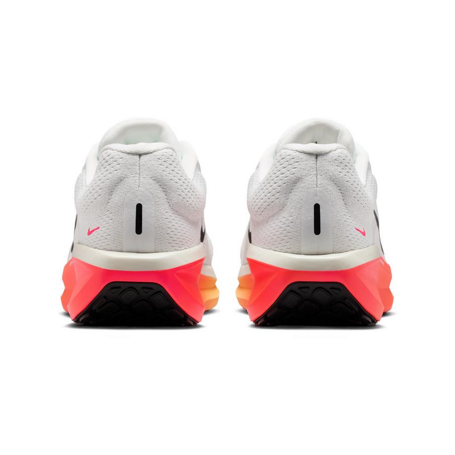 NIKE Winflo 11 Laufschuhe 