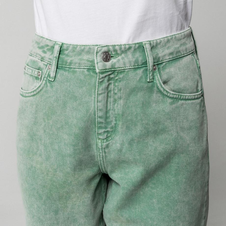 Manor Woman Straight Leg Fit Jeans  