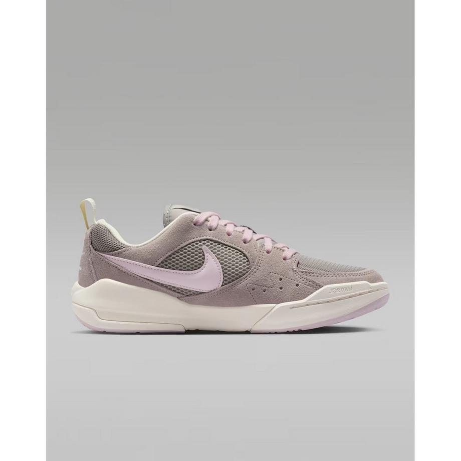 NIKE Jordan CMFT Era Low Top Sneakers  