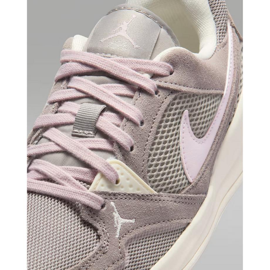 NIKE Jordan CMFT Era Low Top Sneakers  