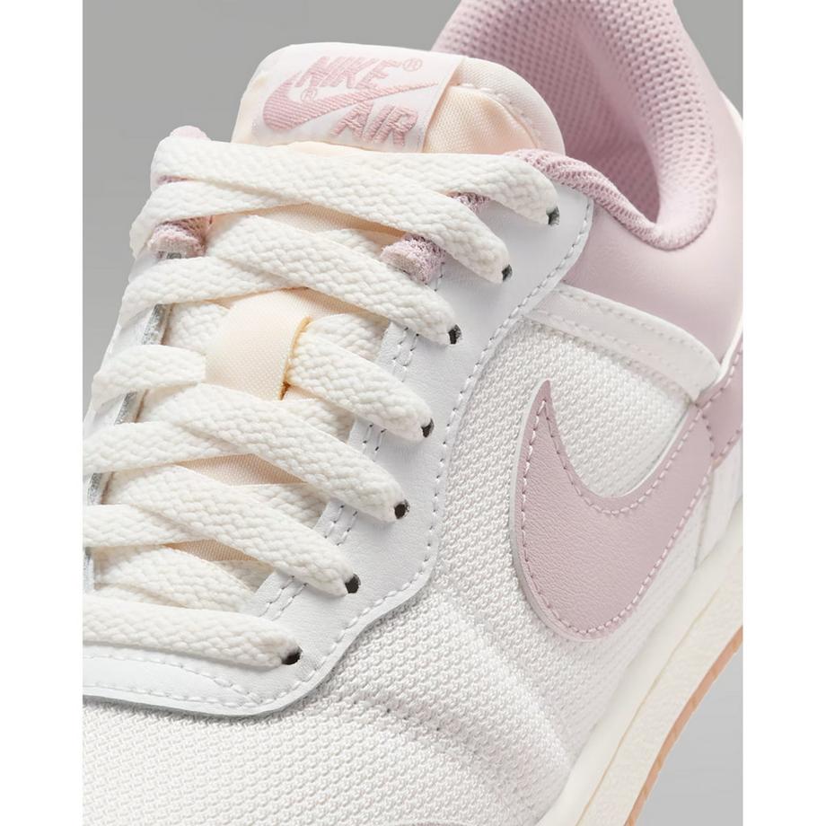 NIKE WMNS AIR JORDAN SKYLINE LOW Sneakers, Low Top 