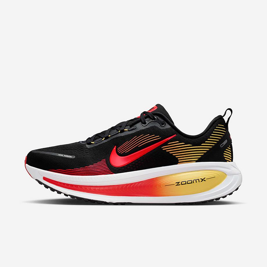 NIKE Vomero 18 Laufschuhe  