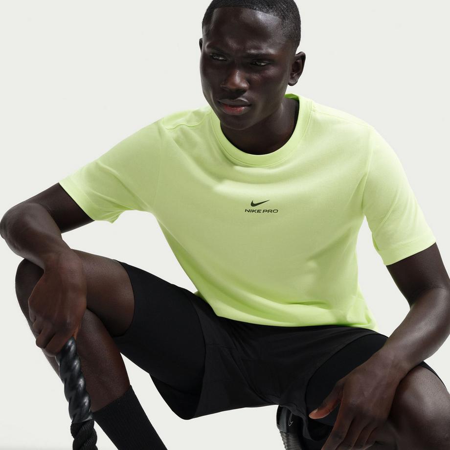 NIKE  T-shirt 