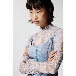 Desigual Kurzes ärmelloses V-Ausschnitt Kleid mit Ethnomuster  