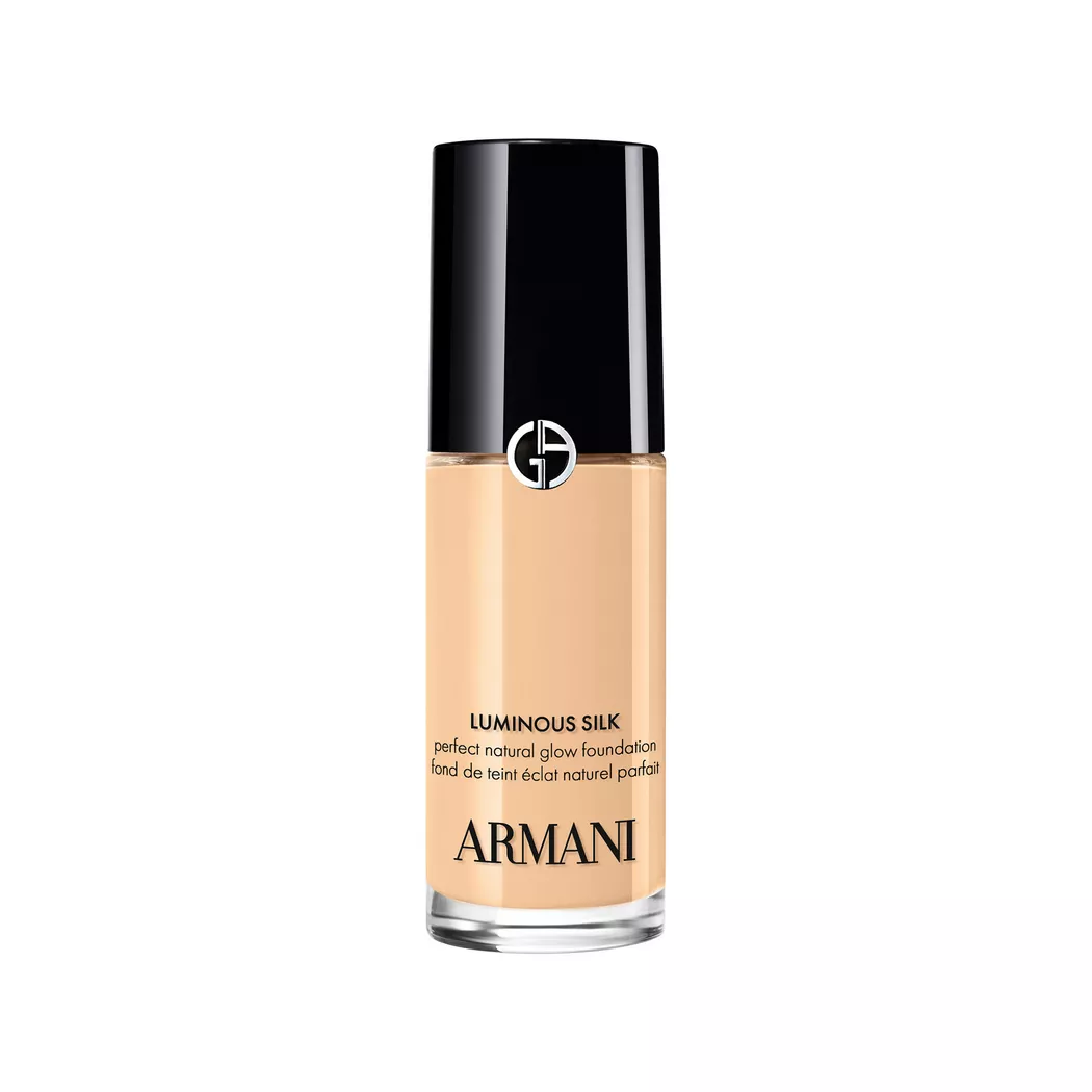 Giorgio Armani COSMETICS Luminous Silk Foundation 4.5 damen 5