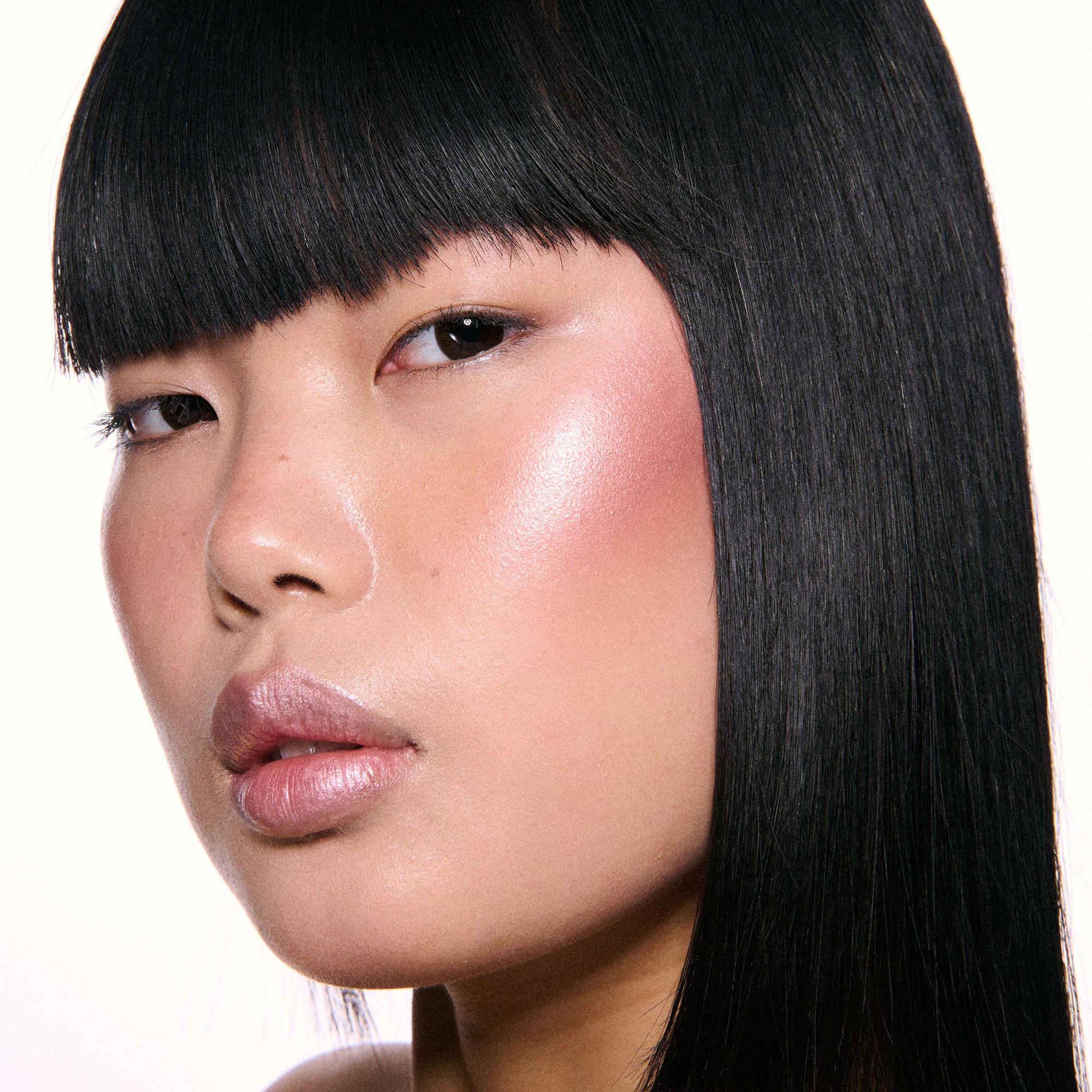 MAC Cosmetics  Surreal Shine Mini Highlighter Duo 