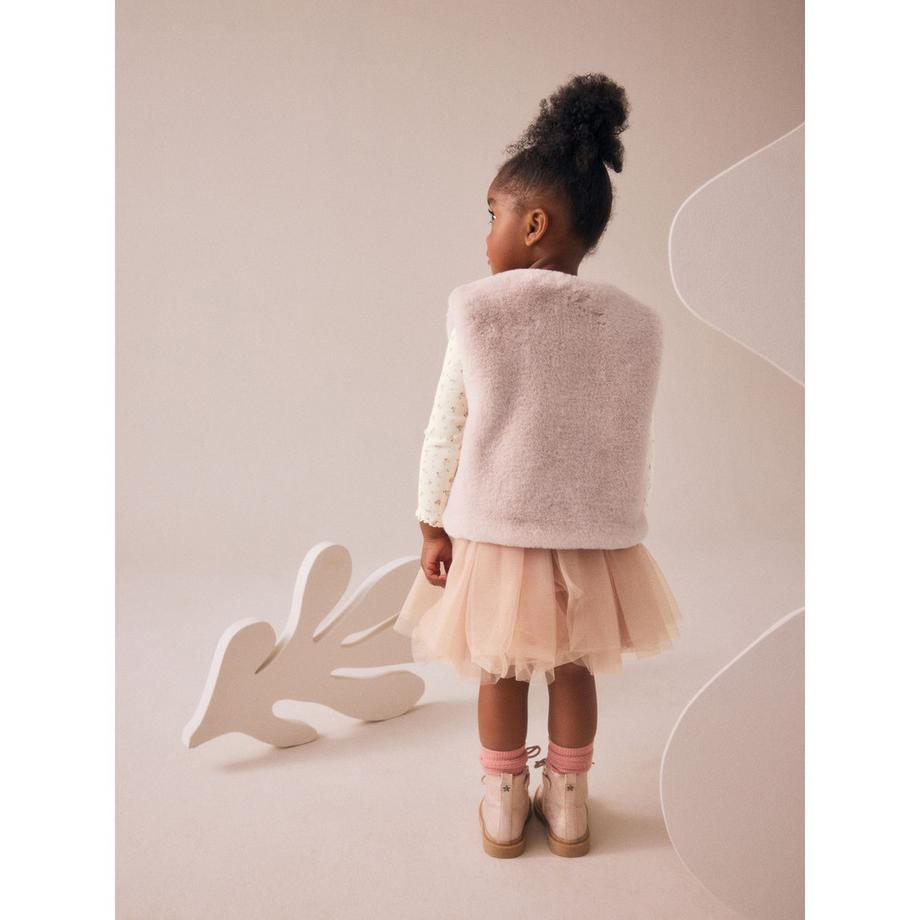 Next  Set, t-shirt e gonna 