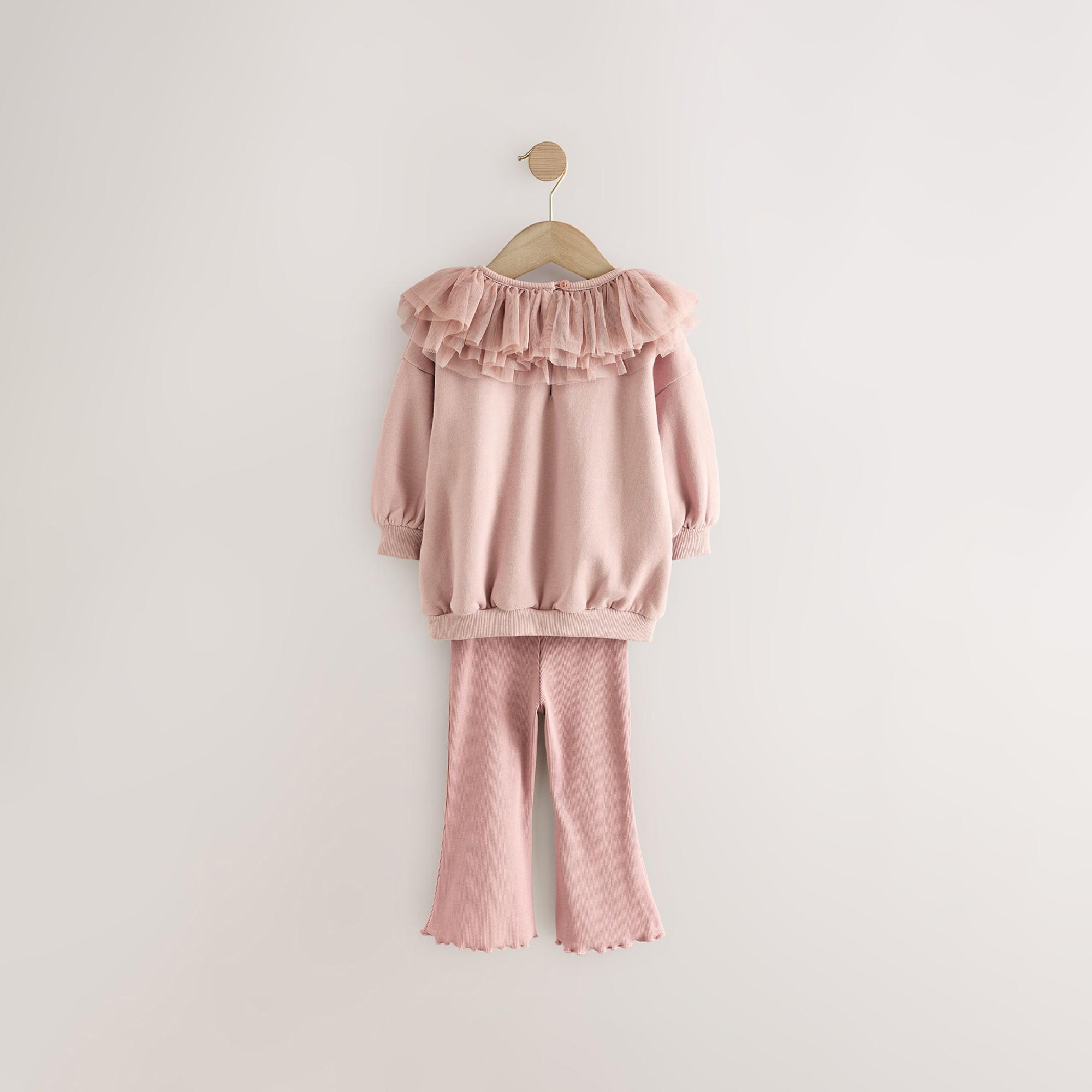 Next  Set: Sweatshirt & Leggings 