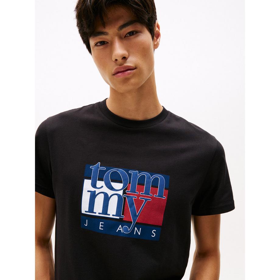 TOMMY JEANS Flag Graphic Slim Fit T-Shirt  