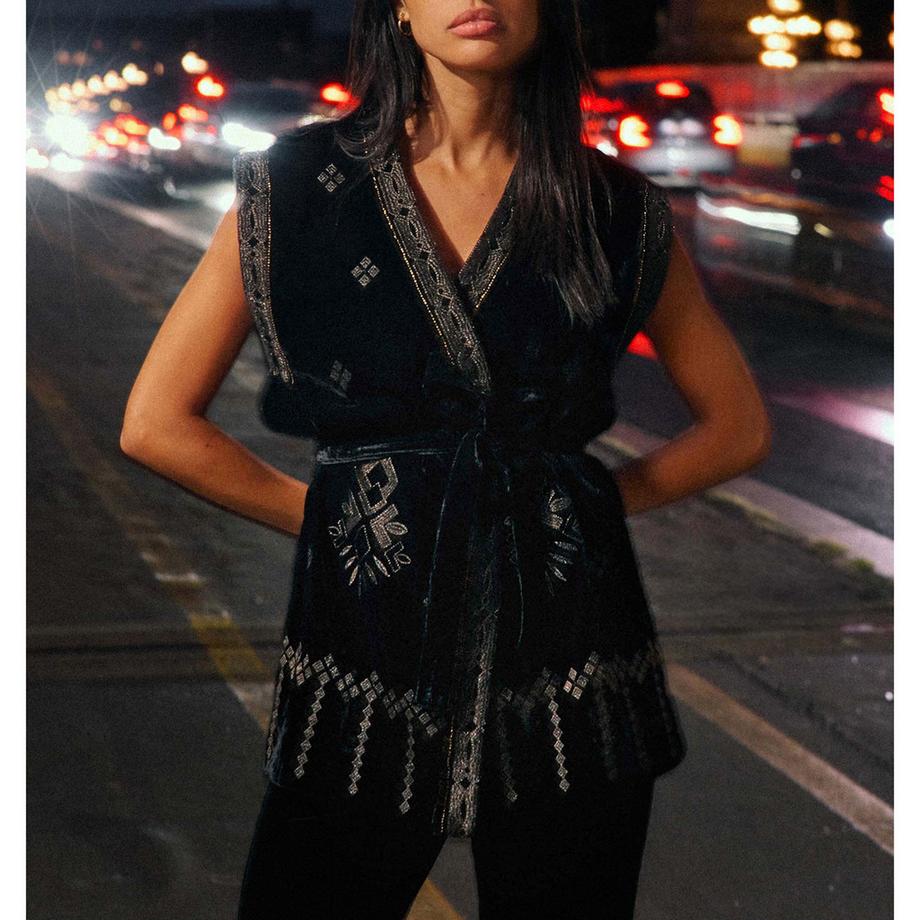 La Petite Etoile Gilet en Velours Brodé  