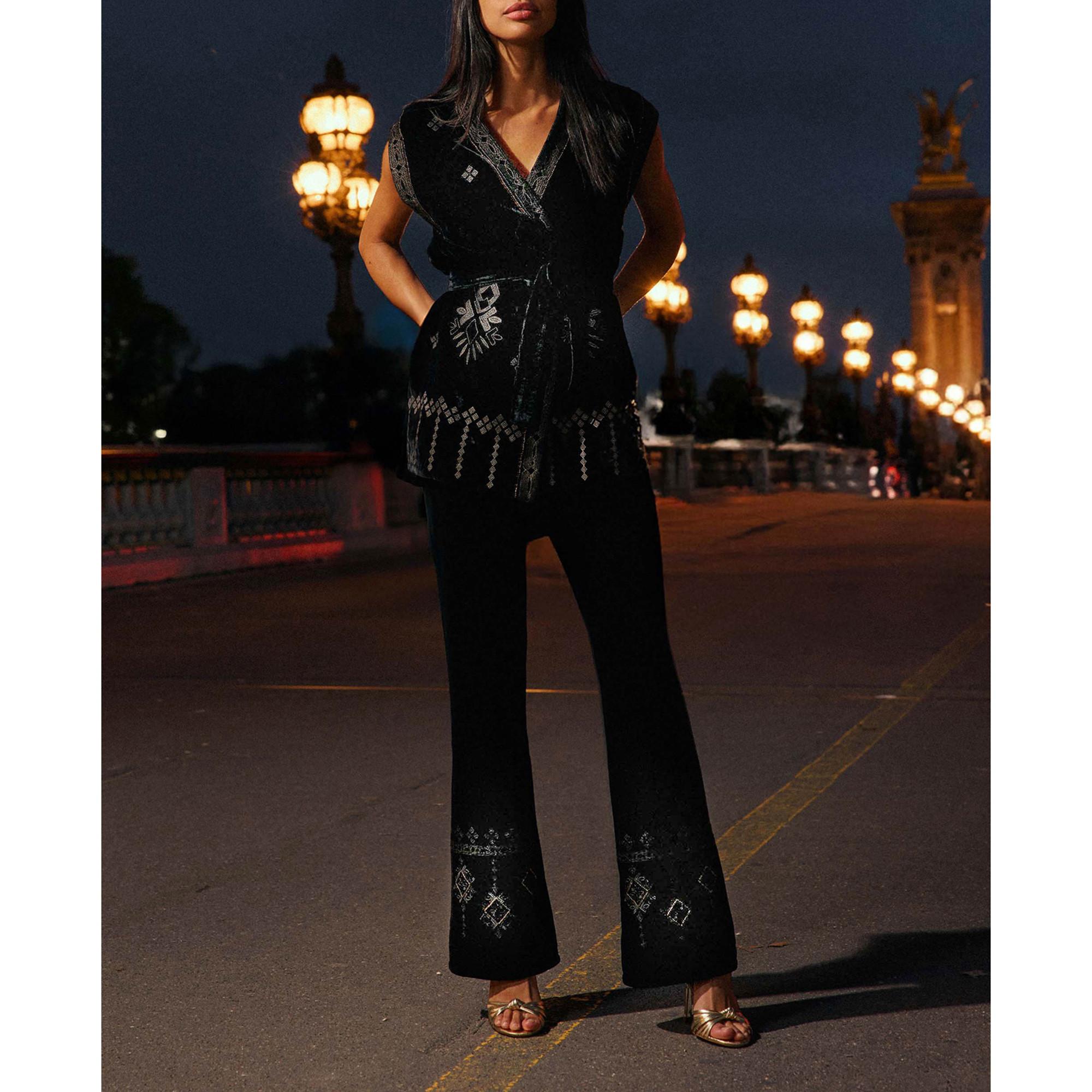 La Petite Etoile Bestickte Samtweste  