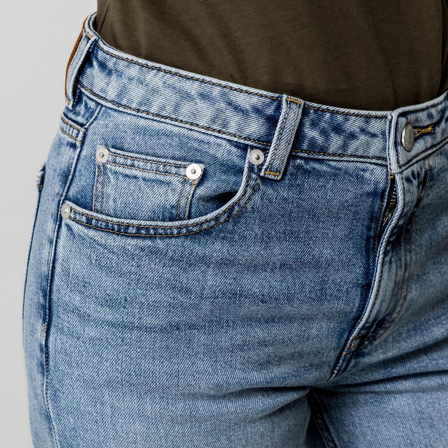 GANT Straight Leg Jeans  