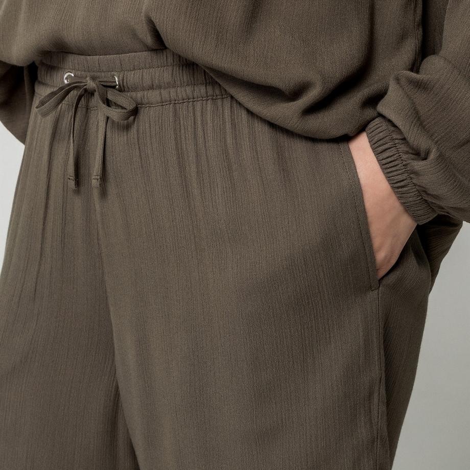Manor Woman Short à Cordon de Serrage  