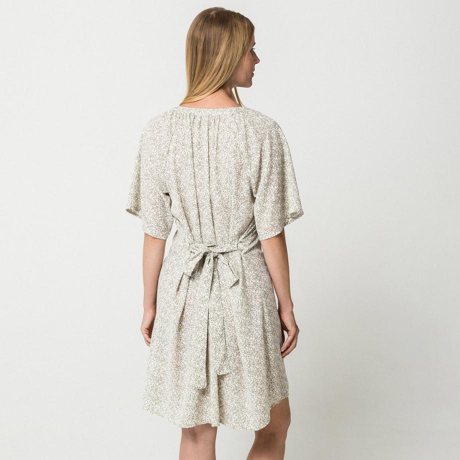 Manor Woman Robe décontractée avec ceinture à nouer  