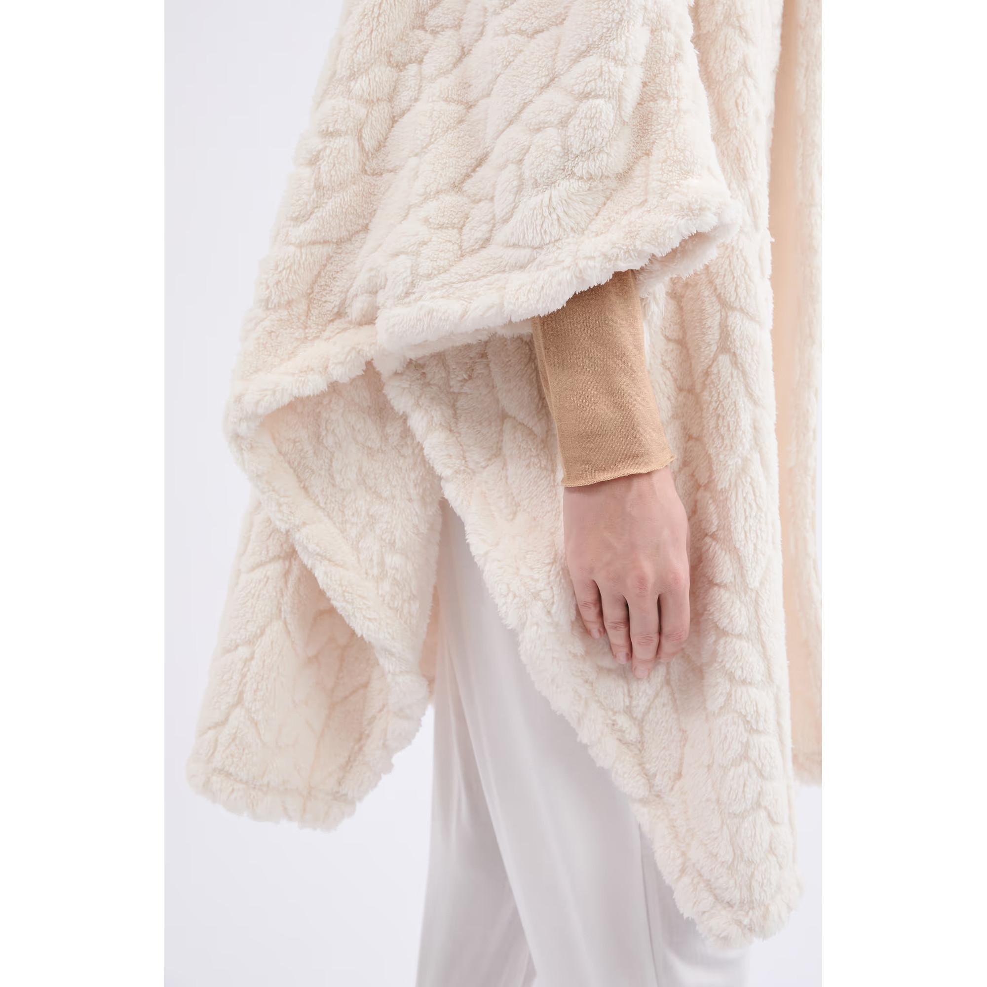 Etam Poncho à Capuche  