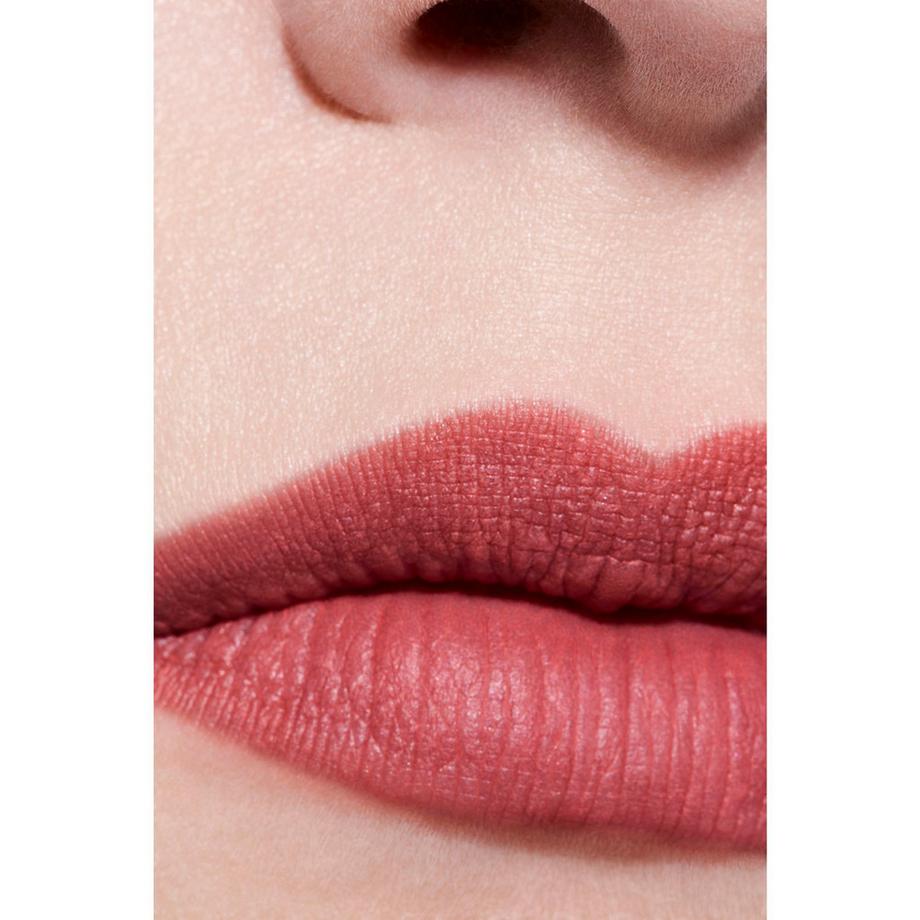 CHANEL ROUGE ALLURE VELVET LEUCHTEND MATTER LIPPENSTIFT 