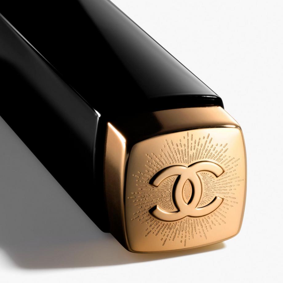 CHANEL ROUGE ALLURE VELVET LEUCHTEND MATTER LIPPENSTIFT 