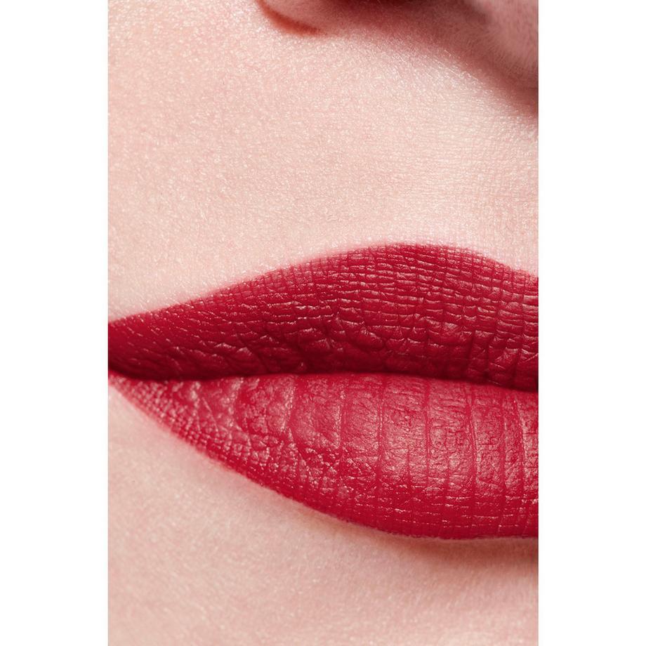 CHANEL ROUGE ALLURE VELVET LEUCHTEND MATTER LIPPENSTIFT 