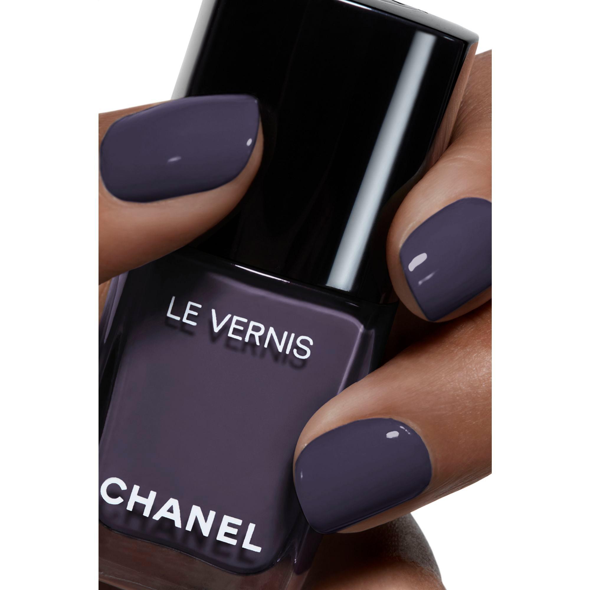 CHANEL LE VERNIS LUNGA TENUTA 