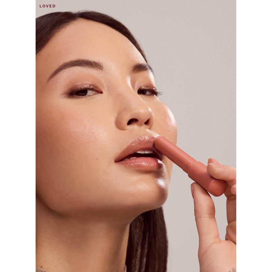 RARE BEAUTY  Find Comfort Lip Butter - Baume à lèvres teinté 