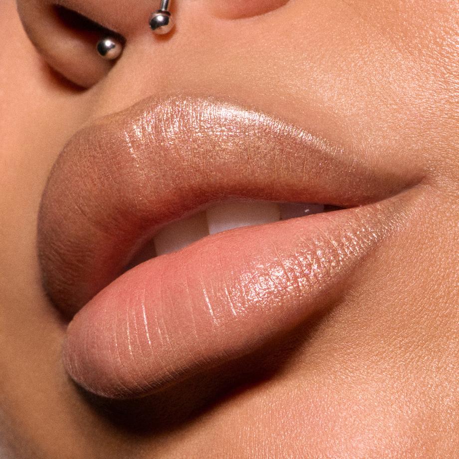 MAC Cosmetics  Dazzlelips Cayon 