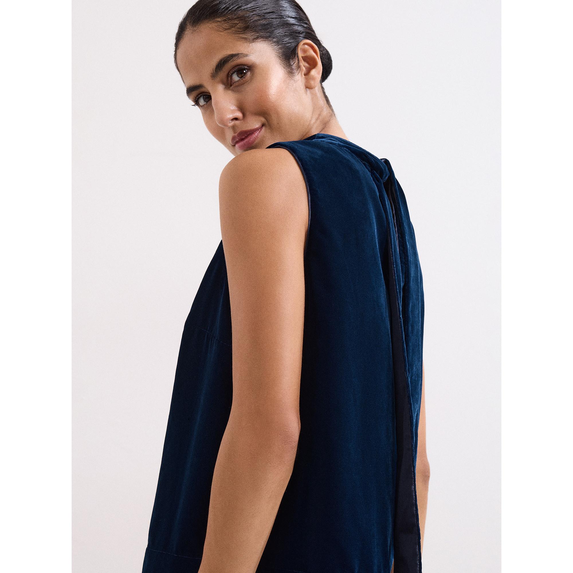 Phase Eight Eilish Velours Top Sans Manches  