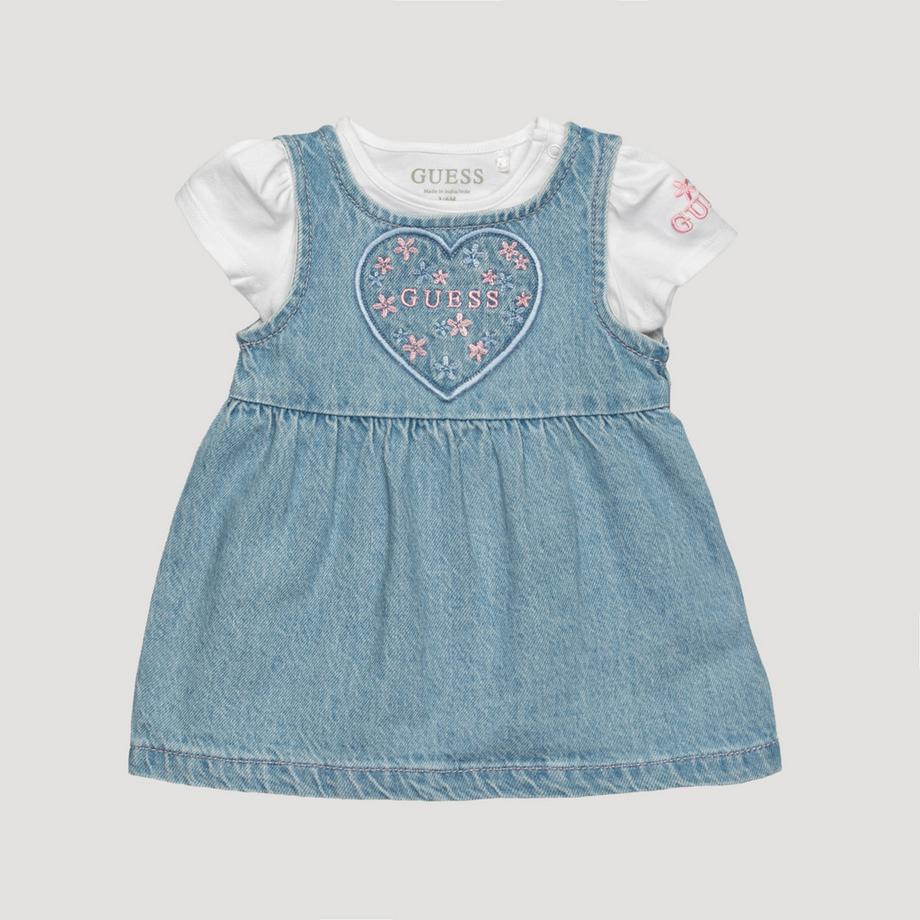 Ensemble: T-Shirt et jupe