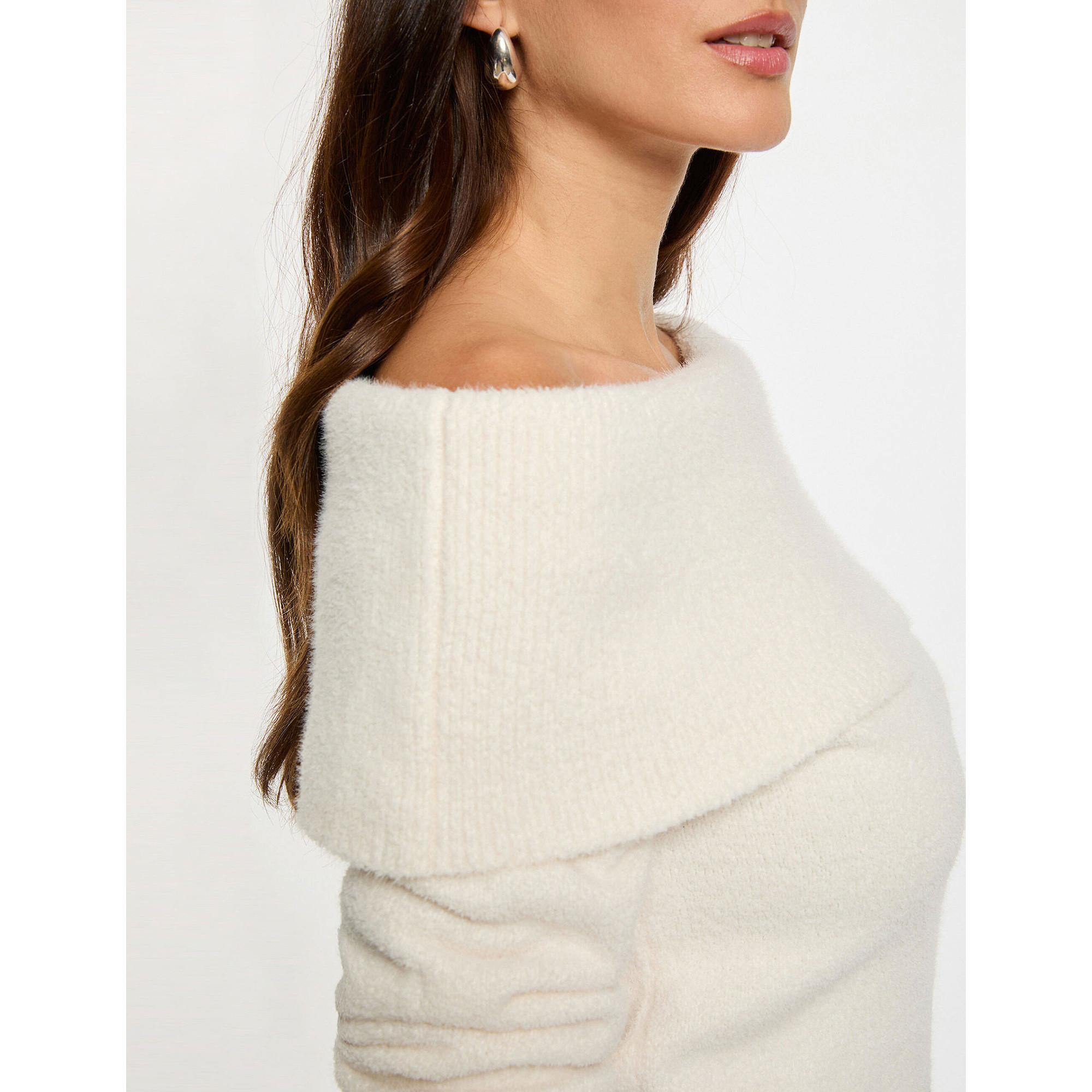 MORGAN Off Shoulder Pullover  