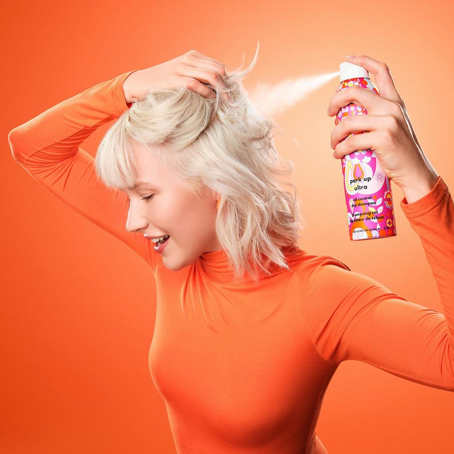 amika  Perk Up Ultra - Shampoo secco seboregolatore 