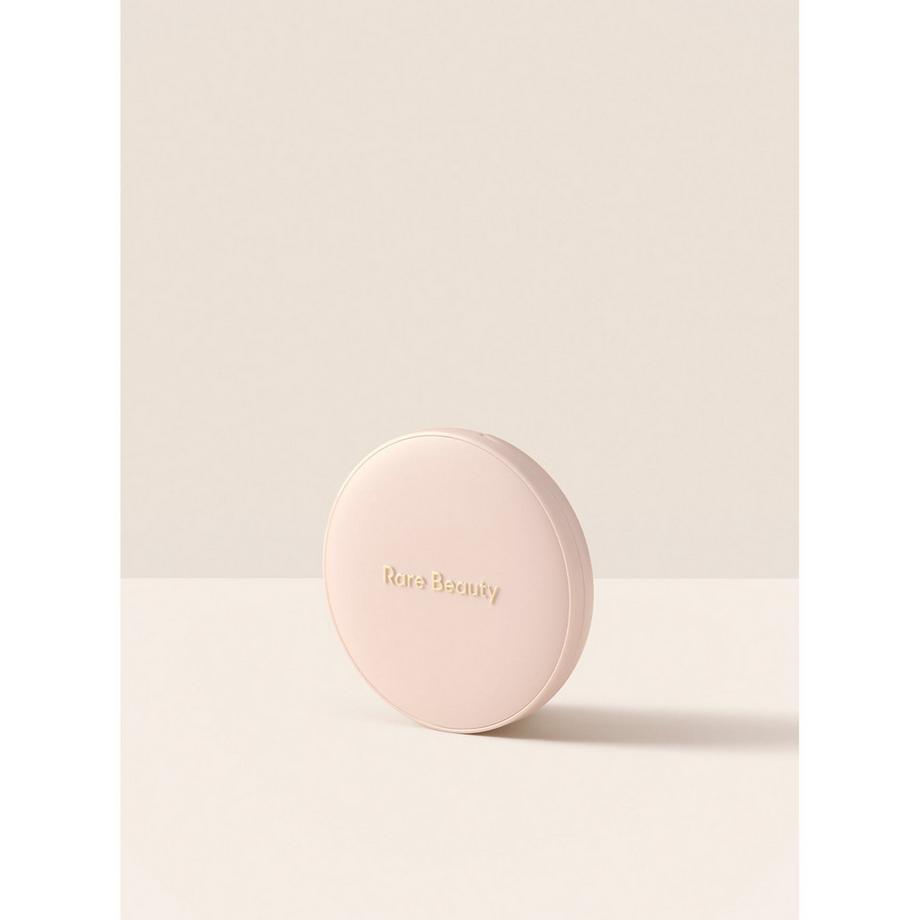 RARE BEAUTY  Warm Wishes Soft Matte Powder Bronzer - Poudre bronzante mate douce 