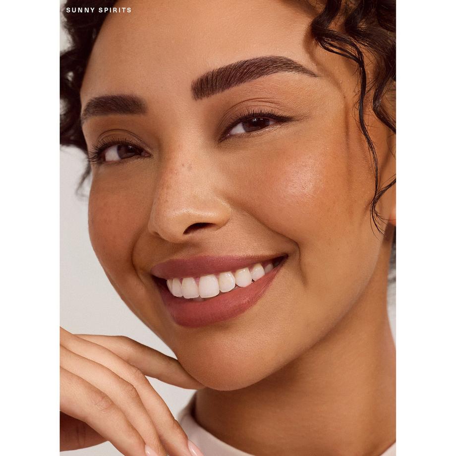 RARE BEAUTY  Warm Wishes Soft Matte Powder Bronzer - Poudre bronzante mate douce 