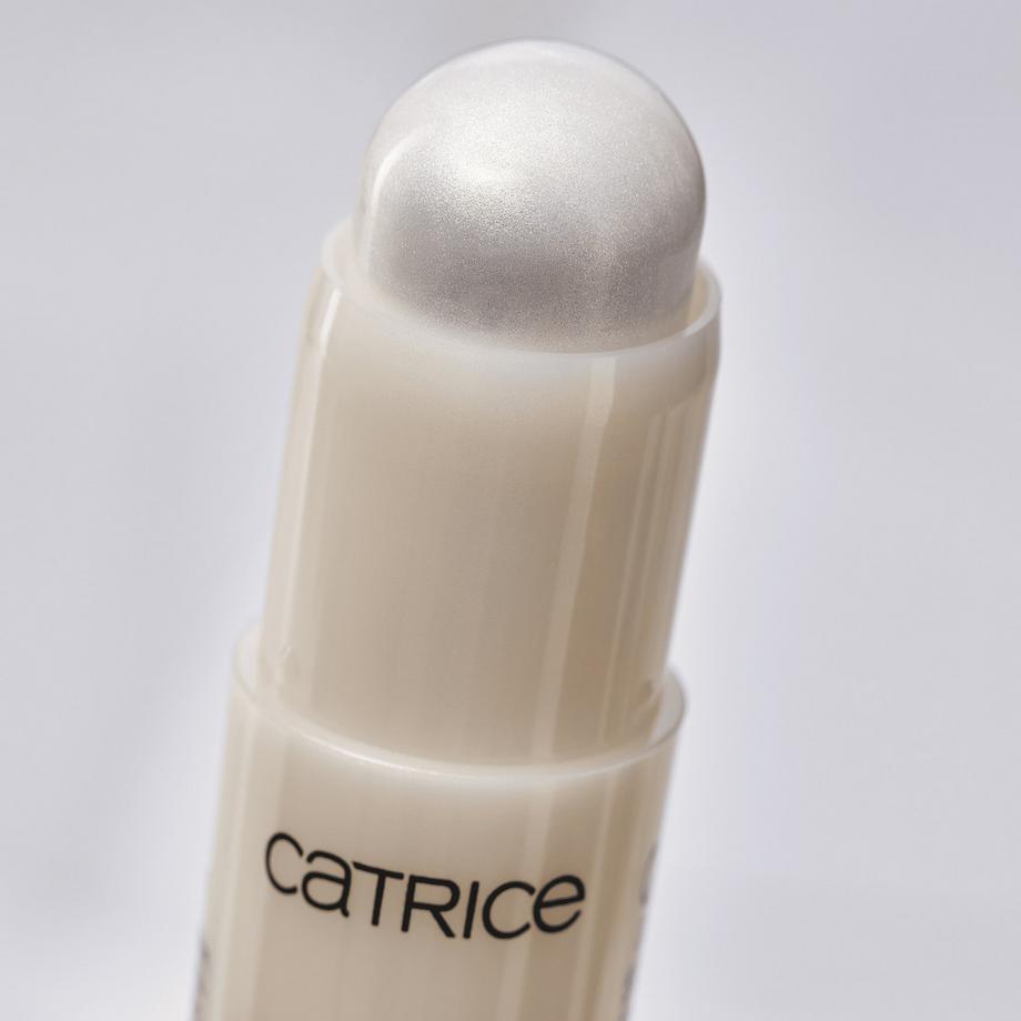 CATRICE  Glass Like Highlighter Stick 