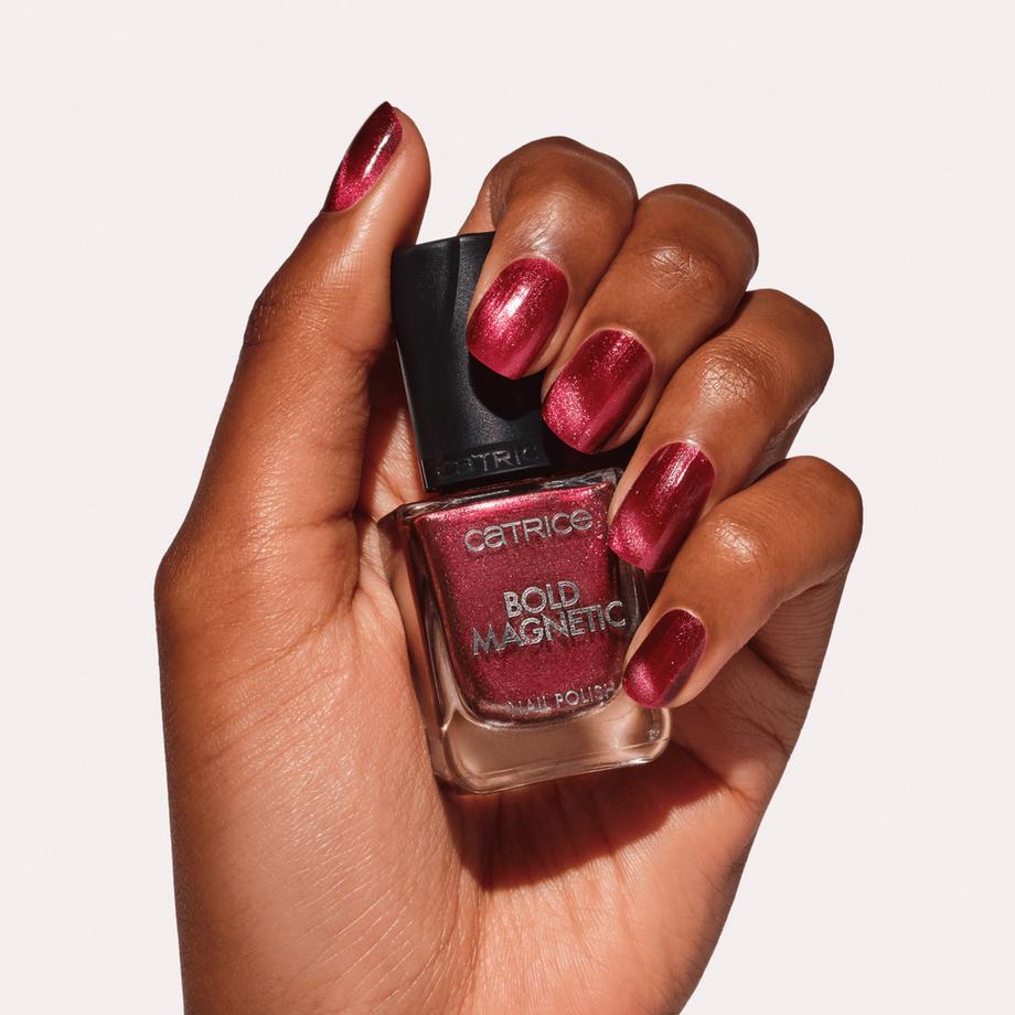 CATRICE  Bold Magnetic Nail Polish 