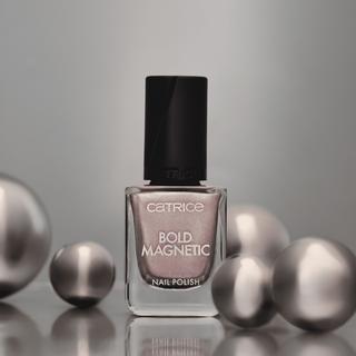 CATRICE  Bold Magnetic Nail Polish 