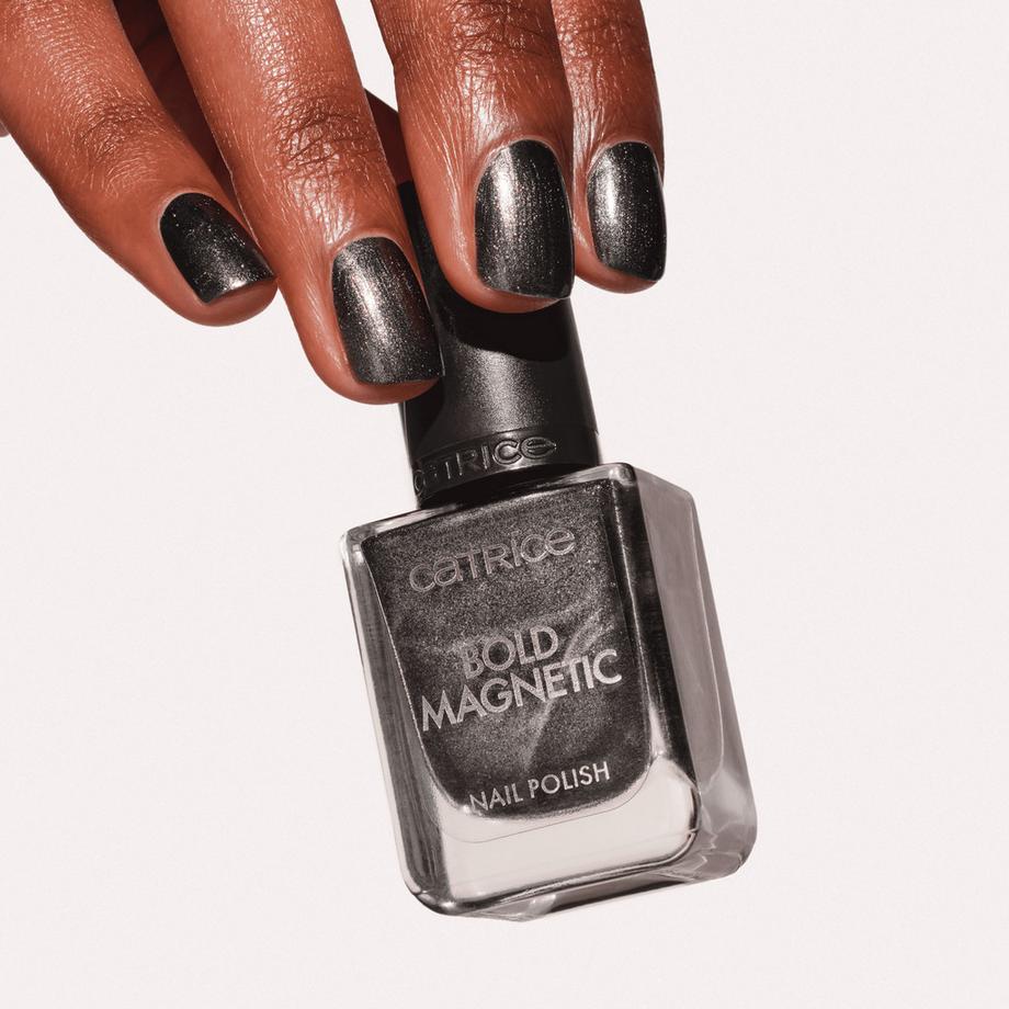 CATRICE  Bold Magnetic Nail Polish 