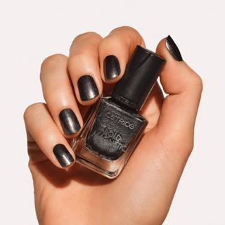 CATRICE  Bold Magnetic Nail Polish 