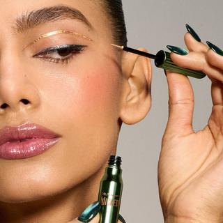 r.e.m.beauty  Wicked: For Good, Emerald City - Set mit Flüssig-Eyelinern 