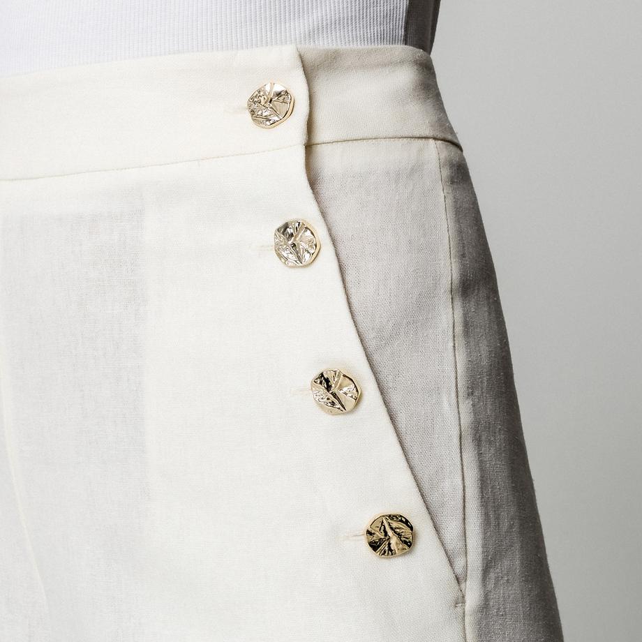 Manor Woman Short Taille Haute avec Boutons Décoratifs  