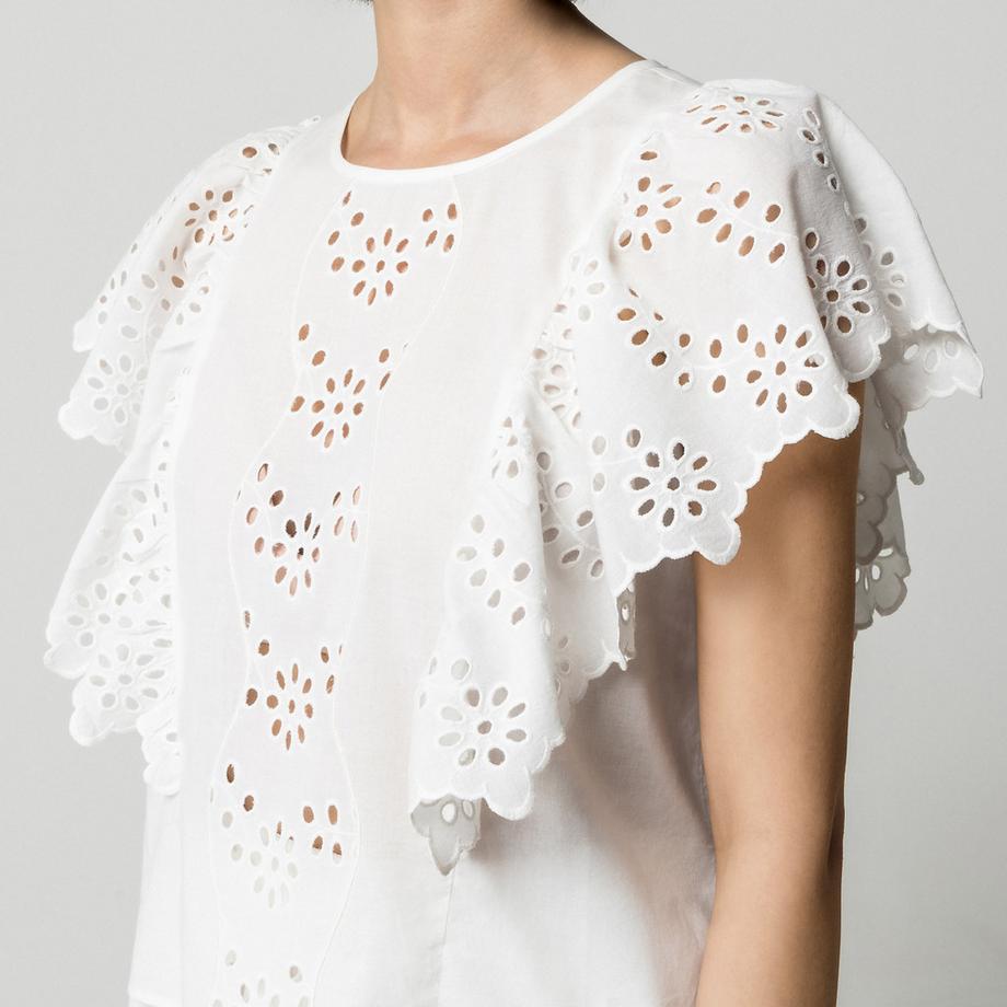 Manor Woman Top ricamato con maniche a balze  